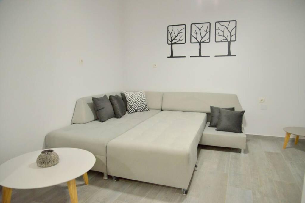 Alisahni Apartment Adamantas  Exterior photo
